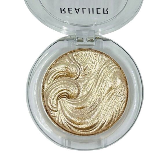 RealHer Pure Resolve Highlighter - 4g / 0.14 oz - Champagne - Picture 4 of 6